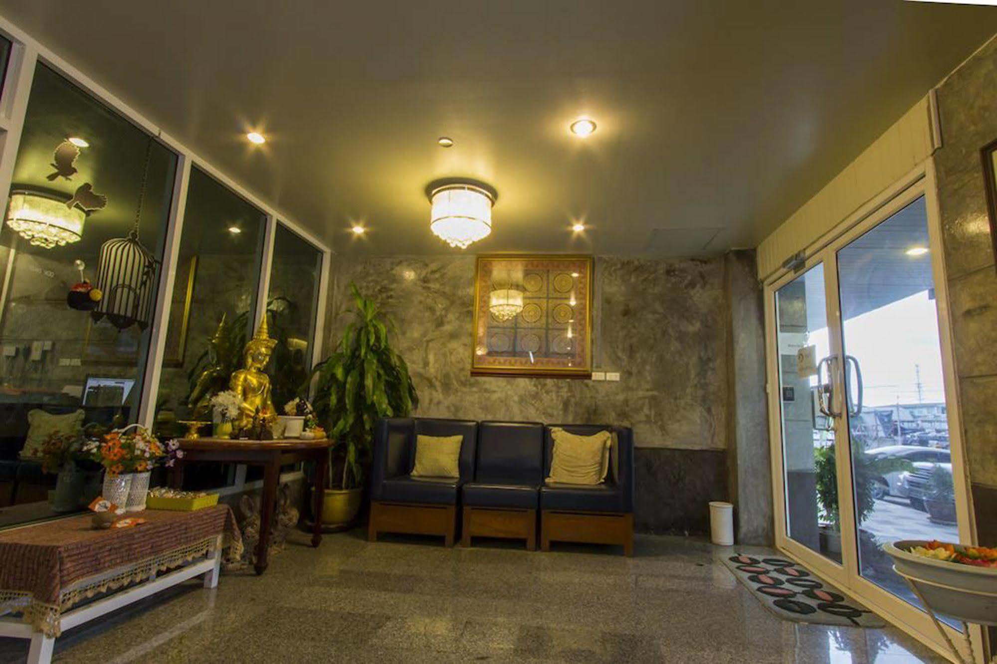 The One Phetchabun Aparthotel Exterior foto
