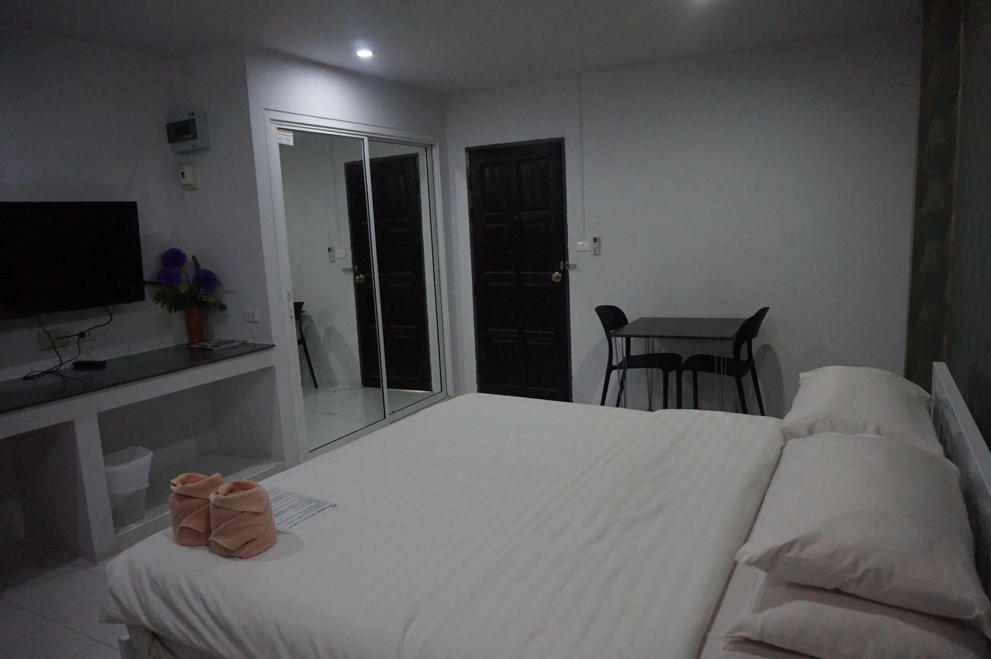 The One Phetchabun Aparthotel Exterior foto
