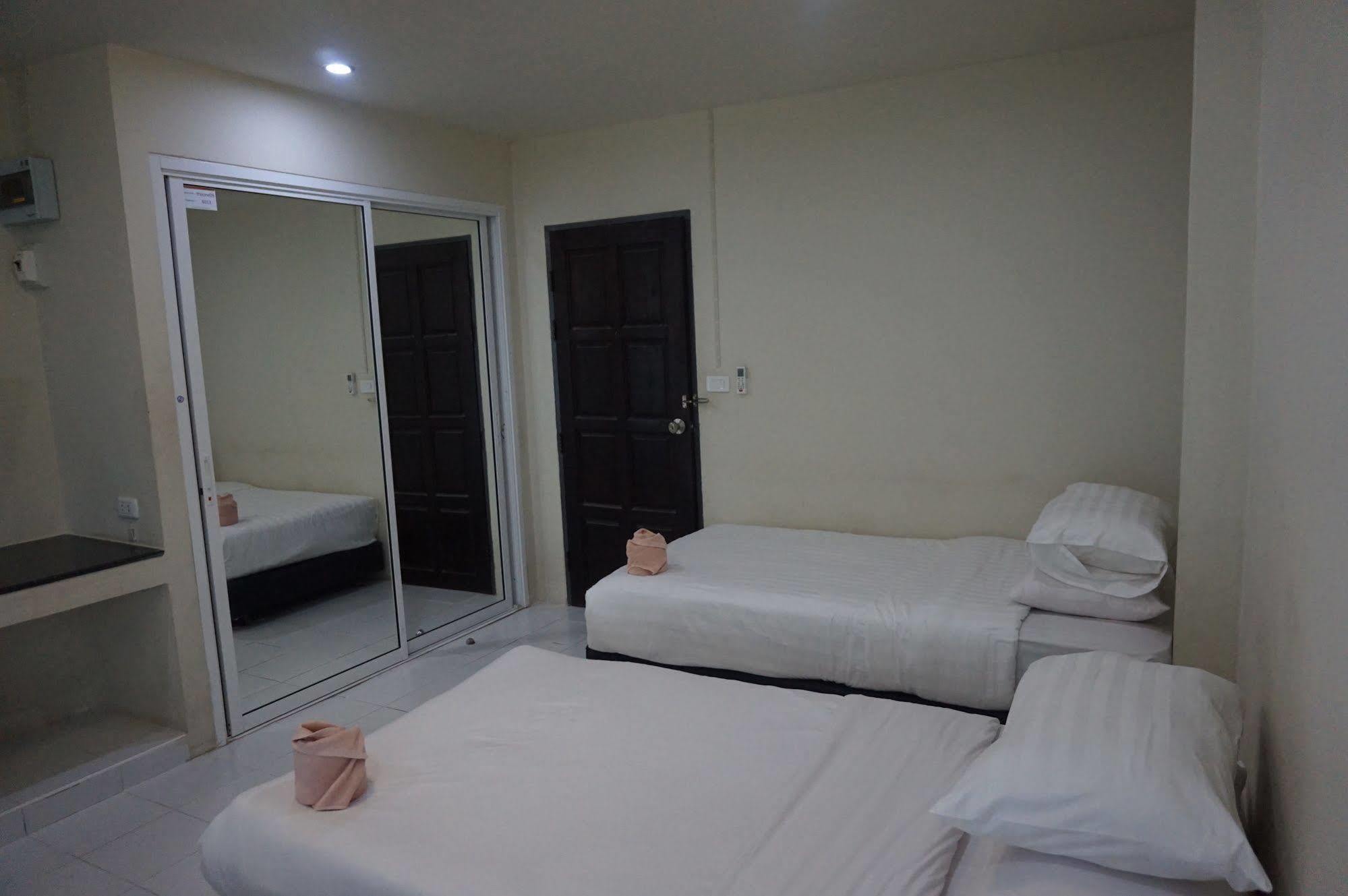 The One Phetchabun Aparthotel Exterior foto