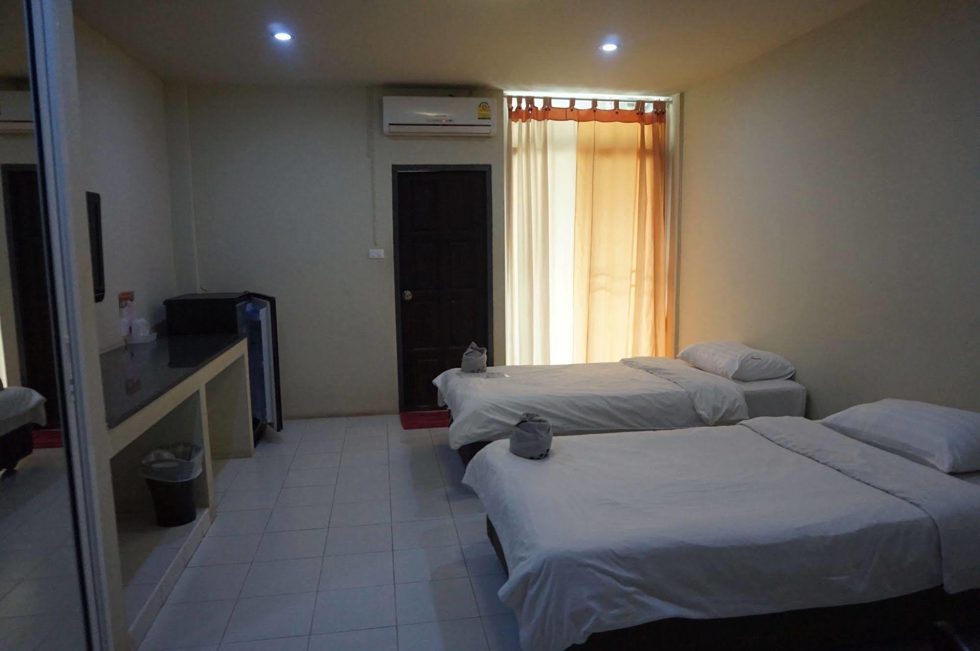 The One Phetchabun Aparthotel Exterior foto