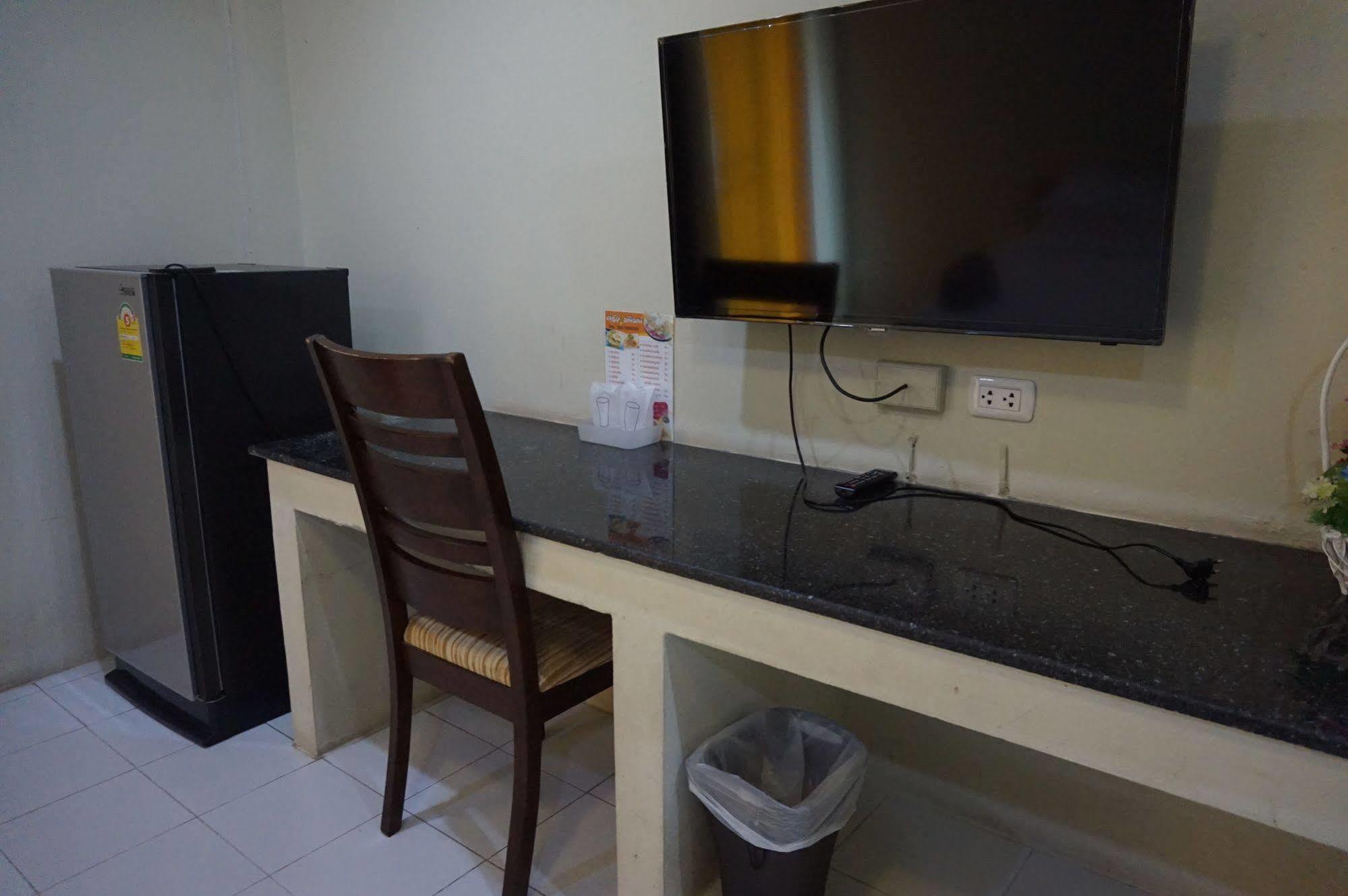 The One Phetchabun Aparthotel Exterior foto